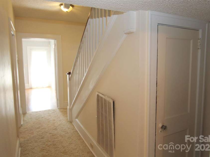 309 Greene Street, Wadesboro, NC 28170.  MLS# CAR4268353, YatesRealty ID 21320. 