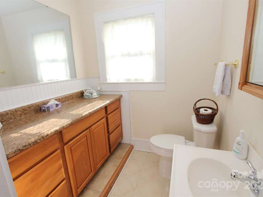 309 Greene Street, Wadesboro, NC 28170.  MLS# CAR4268353, YatesRealty ID 21320. 