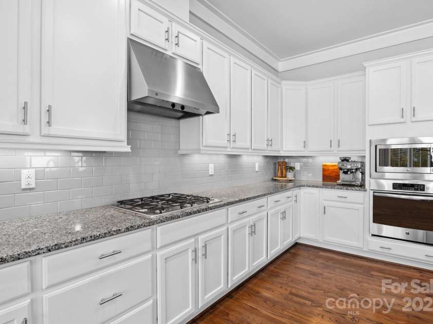 10822 Brandie Meadow Lane, Huntersville, NC 28078.  MLS# CAR4253993, YatesRealty ID 21322. 