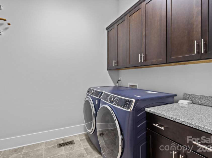 10822 Brandie Meadow Lane, Huntersville, NC 28078.  MLS# CAR4253993, YatesRealty ID 21322. 