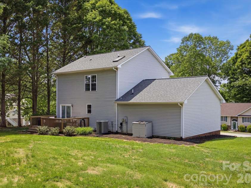 612 35th Street, Conover, NC 28613.  MLS# CAR4378180, YatesRealty ID 21322. 