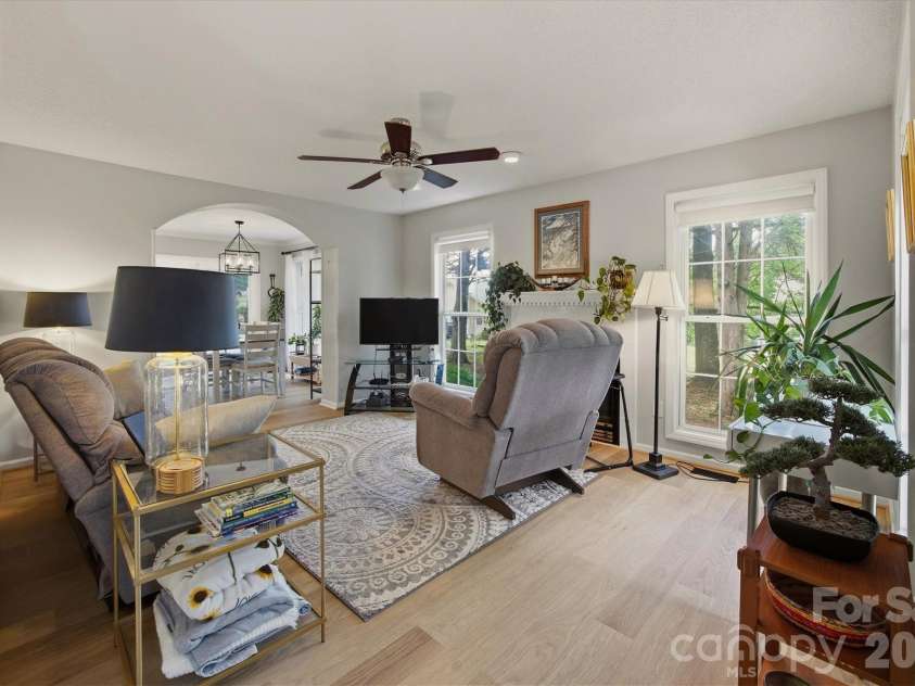 612 35th Street, Conover, NC 28613.  MLS# CAR4378180, YatesRealty ID 21322. 