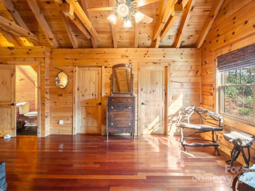 1694 Humpback Mountain Road, Spruce Pine, NC 28777.  MLS# CAR4210762, YatesRealty ID 21324. 