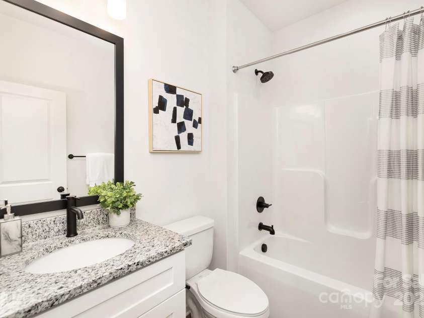 4230 Acorn Street, Charlotte, NC 28205.  MLS# CAR4269441, YatesRealty ID 21325. Representation