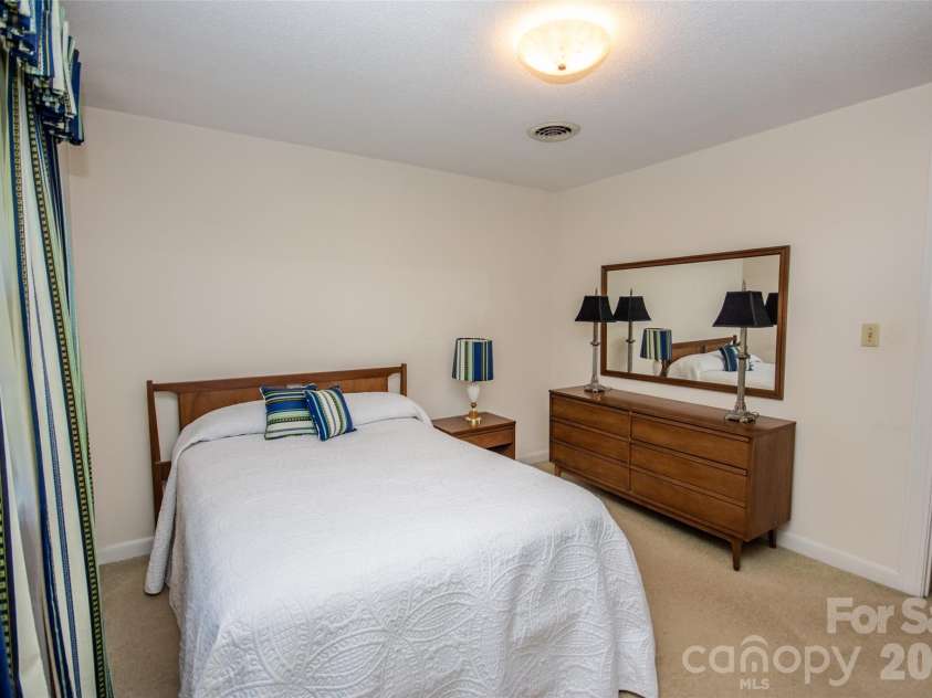 262 Beulah Road, Statesville, NC 28677.  MLS# CAR4379239, YatesRealty ID 21326. 