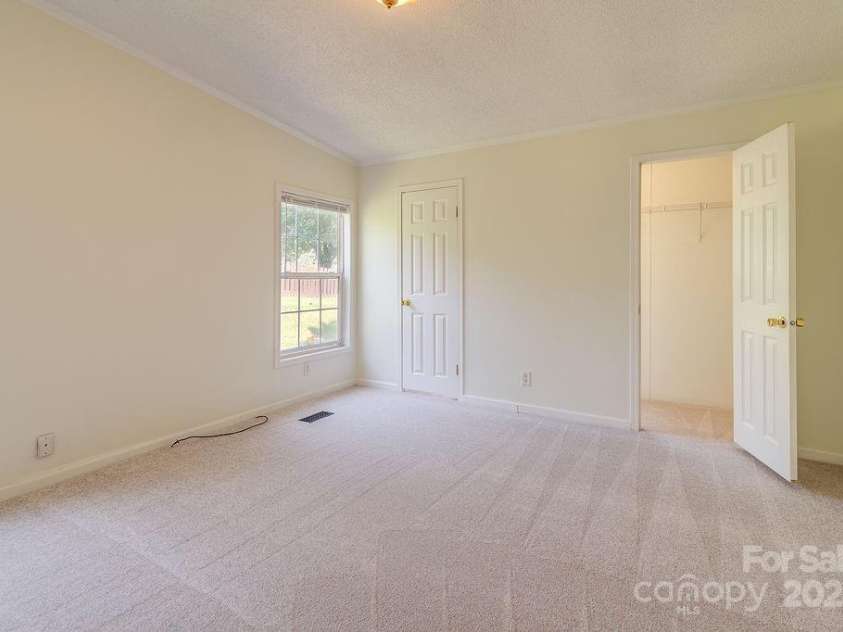 27 Jackson Cove Road, Leicester, NC 28748.  MLS# CAR4266959, YatesRealty ID 21326. 