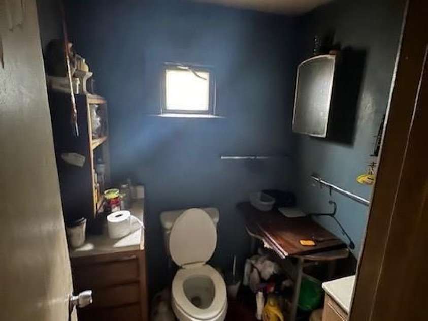 618 Douglas Street, Shelby, NC 28150.  MLS# CAR4258821, YatesRealty ID 21327. 