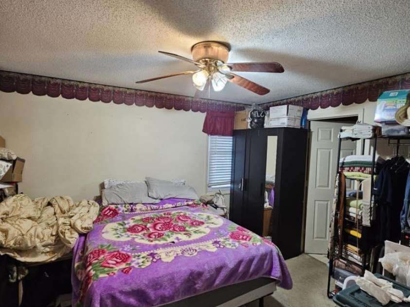 3210 28th Avenue Drive, Hickory, NC 28601.  MLS# CAR4273366, YatesRealty ID 21328. 3210 28th