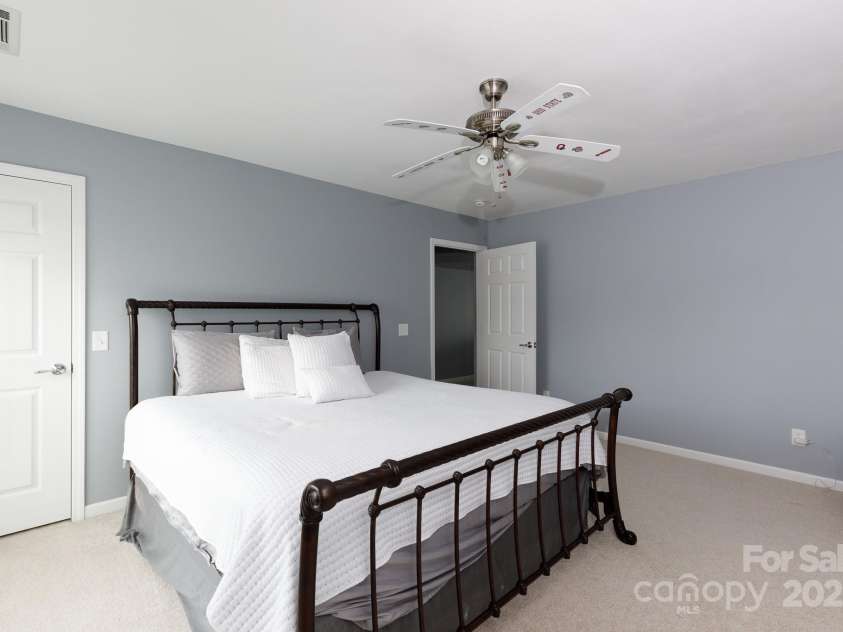 52538 Winchester Street, Fort Mill, SC 29707.  MLS# CAR4252112, YatesRealty ID 21329. 