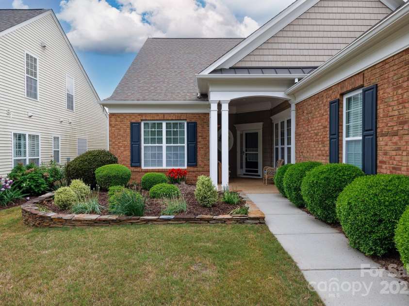 52538 Winchester Street, Fort Mill, SC 29707.  MLS# CAR4252112, YatesRealty ID 21329. 