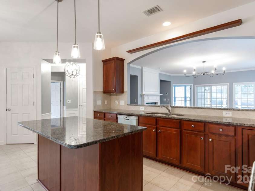 52538 Winchester Street, Fort Mill, SC 29707.  MLS# CAR4311203, YatesRealty ID 21329. 