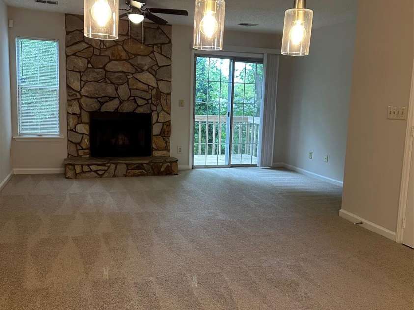 6311 Windsor Gate Lane, Charlotte, NC 28215.  MLS# CAR4378101, YatesRealty ID 21329. 
