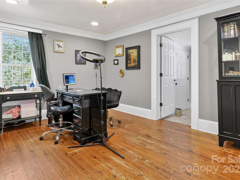 19428 Zion Avenue, Cornelius, NC 28031.  MLS# CAR4314350, YatesRealty ID 2133. 