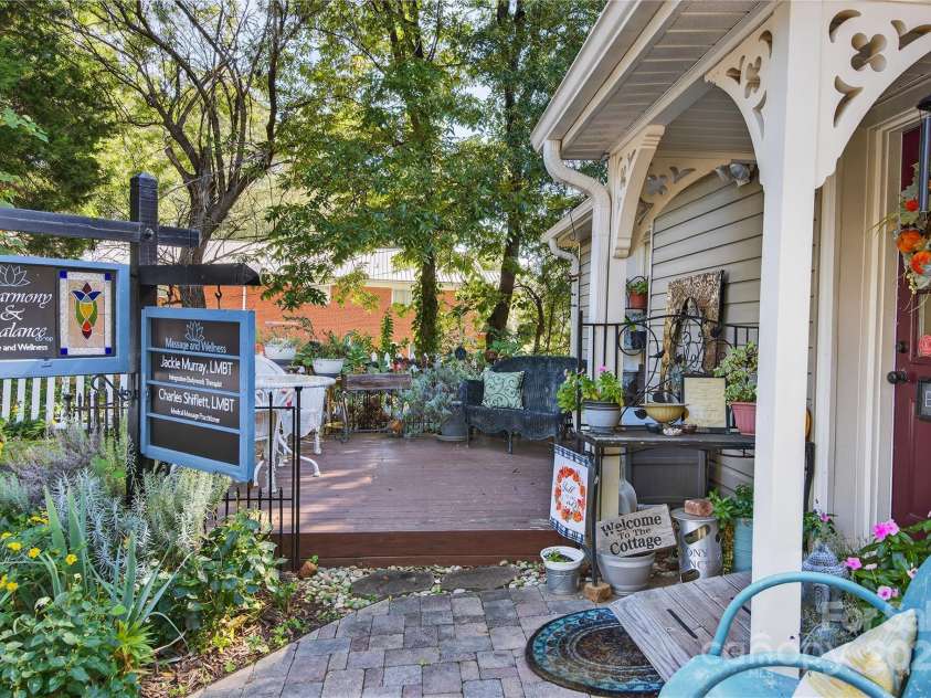 19428 Zion Avenue, Cornelius, NC 28031.  MLS# CAR4314350, YatesRealty ID 2133. 