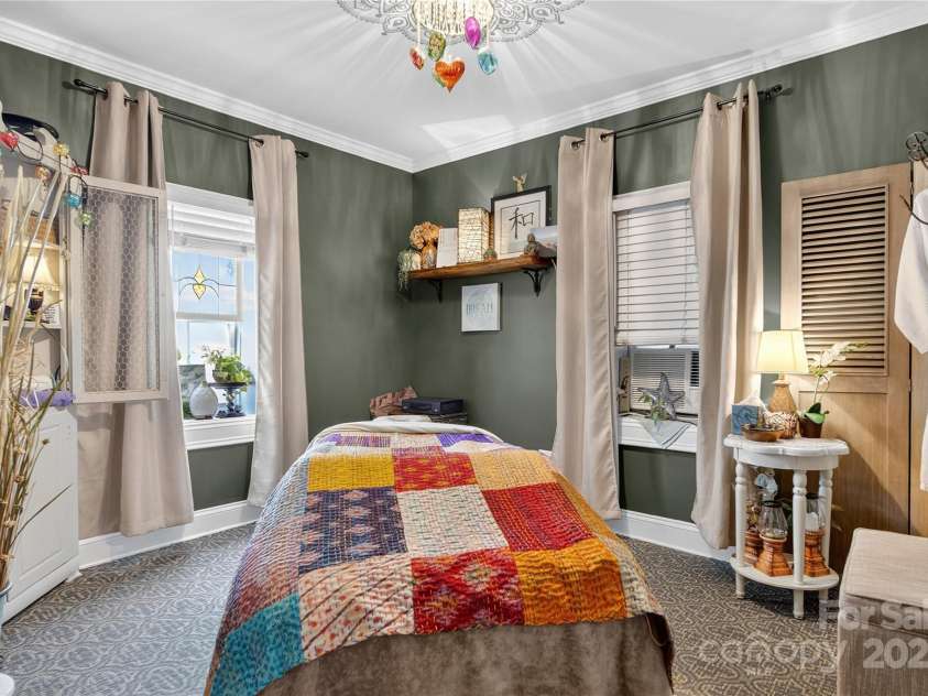 19428 Zion Avenue, Cornelius, NC 28031.  MLS# CAR4314350, YatesRealty ID 2133. 