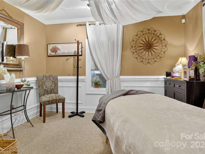 19428 Zion Avenue, Cornelius, NC 28031.  MLS# CAR4314350, YatesRealty ID 2133. 