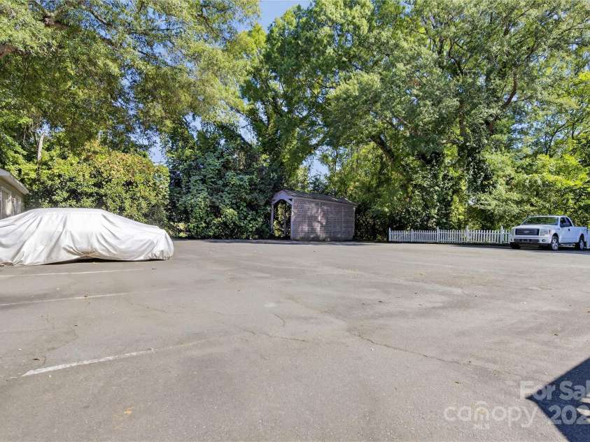 19428 Zion Avenue, Cornelius, NC 28031.  MLS# CAR4314350, YatesRealty ID 2133. 