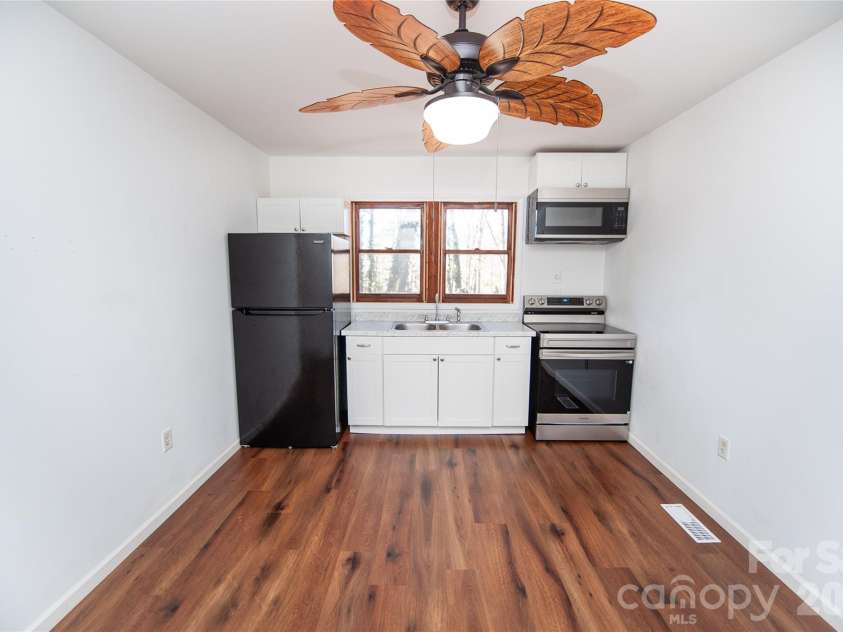 96 Jackson Street Extension, Tryon, NC 28782.  MLS# CAR4335626, YatesRealty ID 2133. 