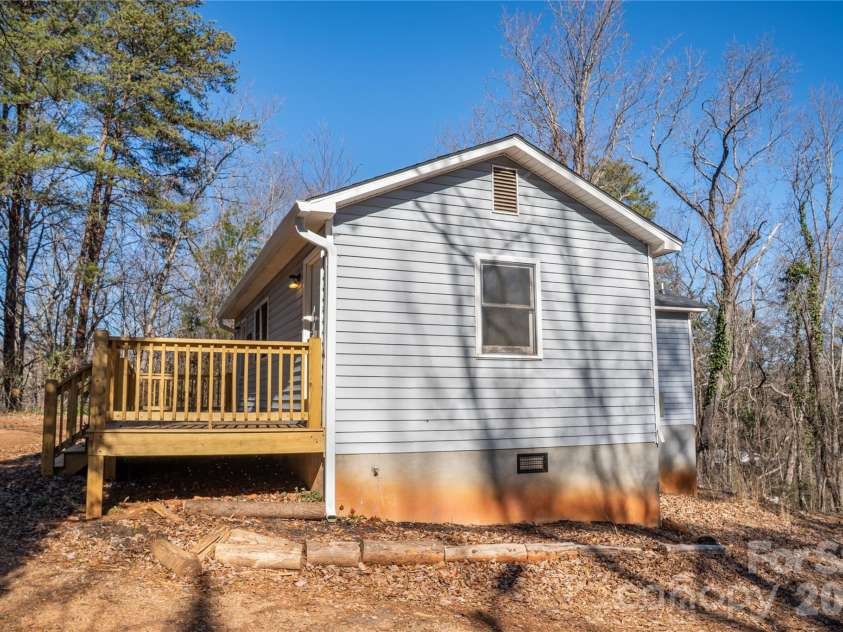 96 Jackson Street Extension, Tryon, NC 28782.  MLS# CAR4335626, YatesRealty ID 2133. 