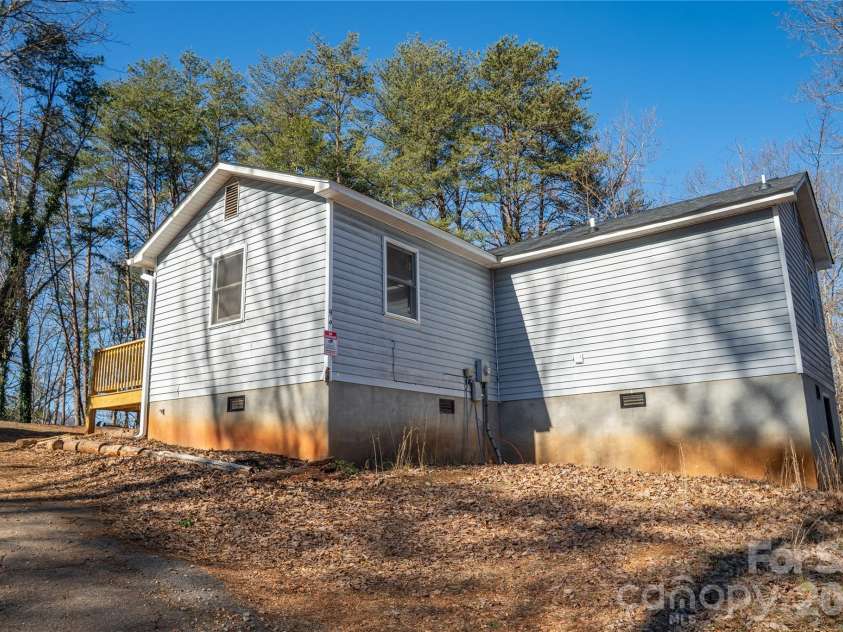96 Jackson Street Extension, Tryon, NC 28782.  MLS# CAR4335626, YatesRealty ID 2133. 