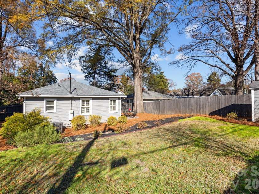 106 Turner Avenue, Charlotte, NC 28216.  MLS# CAR4380792, YatesRealty ID 21330. Back Yard 2