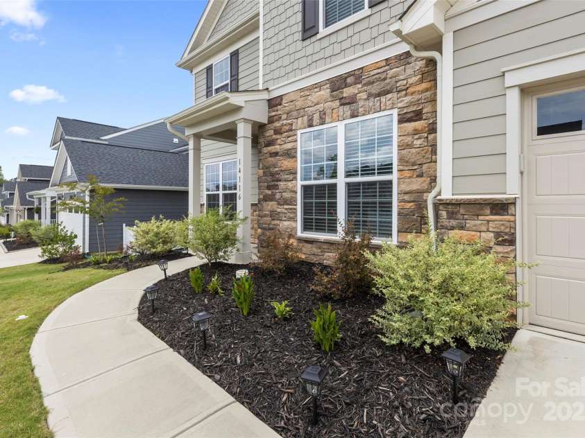 14116 Glaswick Drive, Charlotte, NC 28278.  MLS# CAR4271407, YatesRealty ID 21330. 