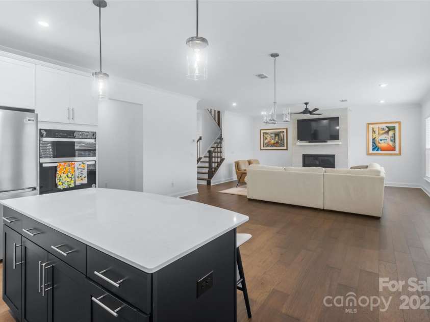 14116 Glaswick Drive, Charlotte, NC 28278.  MLS# CAR4271407, YatesRealty ID 21330. 