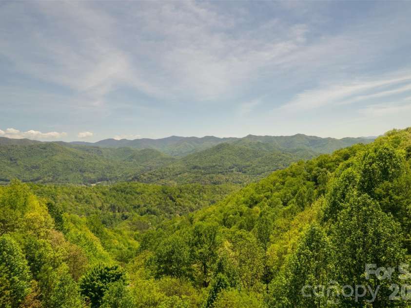 1095 Big Rockys Road, Bryson City, NC 28713.  MLS# CAR4376352, YatesRealty ID 21331. 