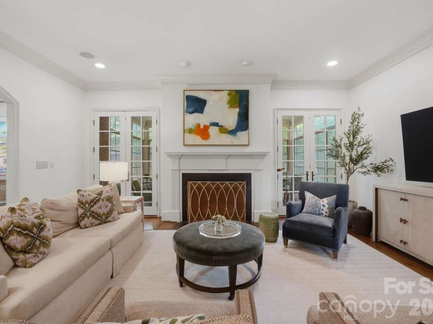 2012 Harris Road, Charlotte, NC 28211.  MLS# CAR4377755, YatesRealty ID 21333. 