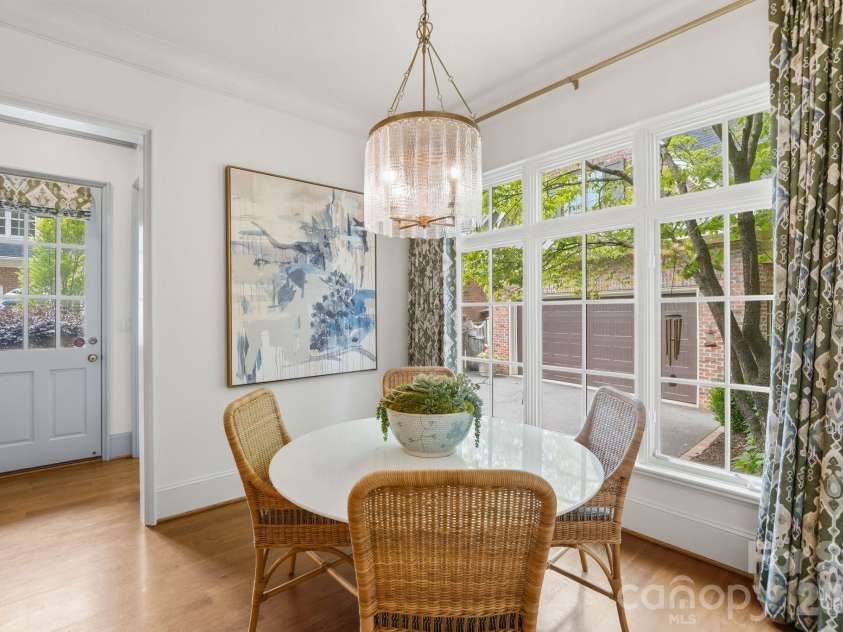 2012 Harris Road, Charlotte, NC 28211.  MLS# CAR4377755, YatesRealty ID 21333. 