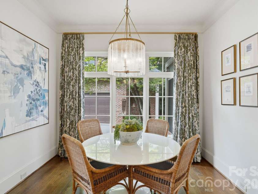 2012 Harris Road, Charlotte, NC 28211.  MLS# CAR4377755, YatesRealty ID 21333. 