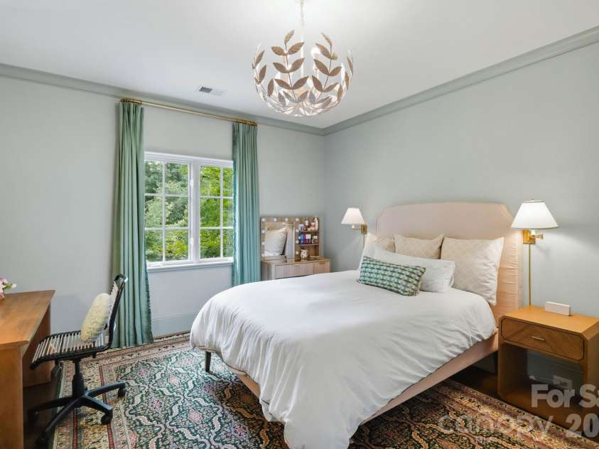 2012 Harris Road, Charlotte, NC 28211.  MLS# CAR4377755, YatesRealty ID 21333. 