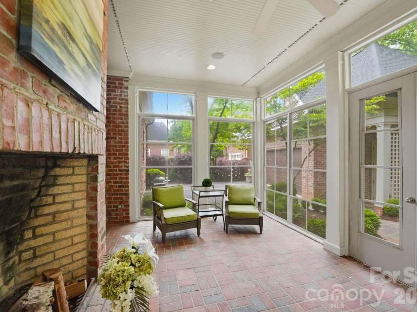 2012 Harris Road, Charlotte, NC 28211.  MLS# CAR4377755, YatesRealty ID 21333. 