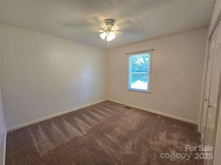 5238 Bethel Church Road, Hickory, NC 28602.  MLS# CAR4272218, YatesRealty ID 21333. Bedroom