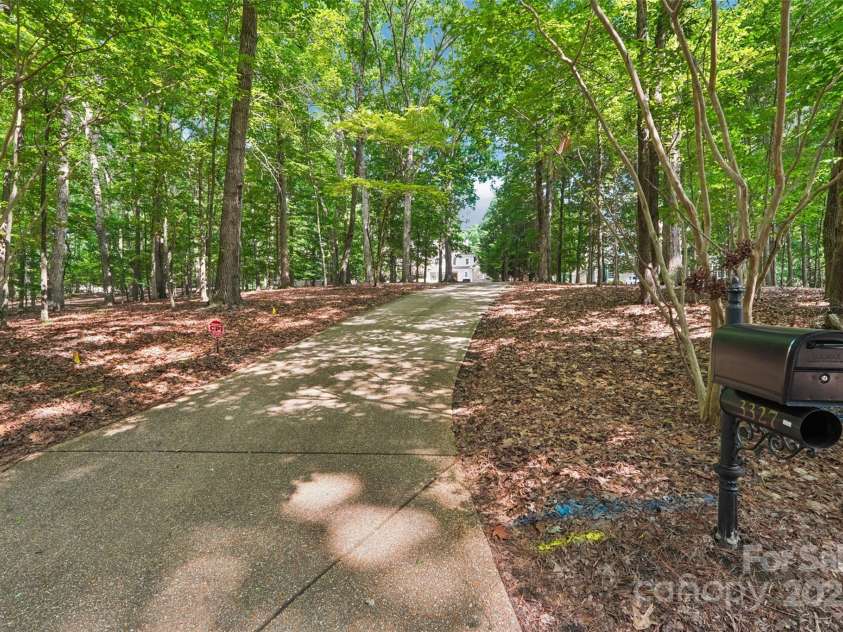 3327 Lakeside Drive, Charlotte, NC 28270.  MLS# CAR4264251, YatesRealty ID 21334. 