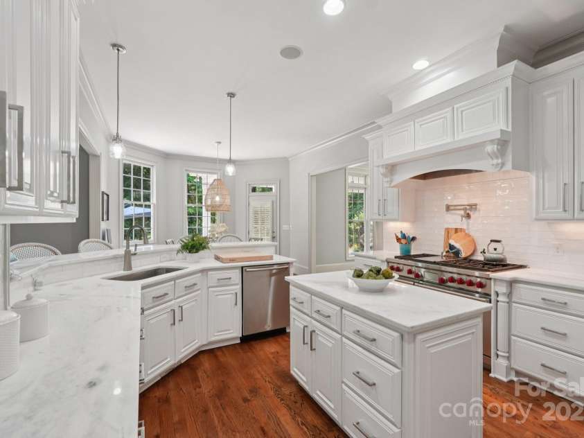 3327 Lakeside Drive, Charlotte, NC 28270.  MLS# CAR4264251, YatesRealty ID 21334. 