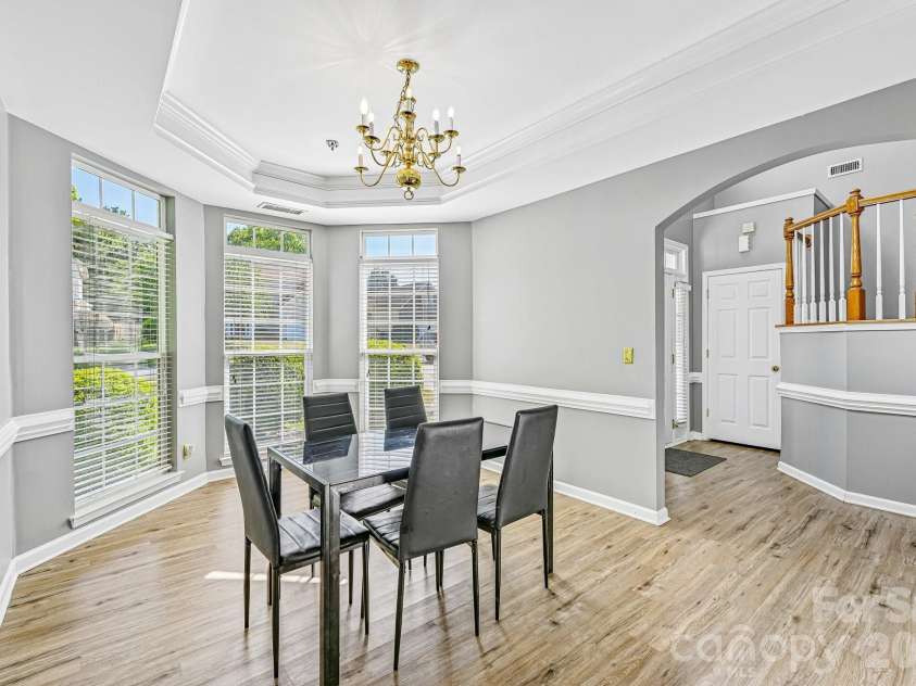 5755 Cambridge Bay Drive, Charlotte, NC 28269.  MLS# CAR4378260, YatesRealty ID 21334. 