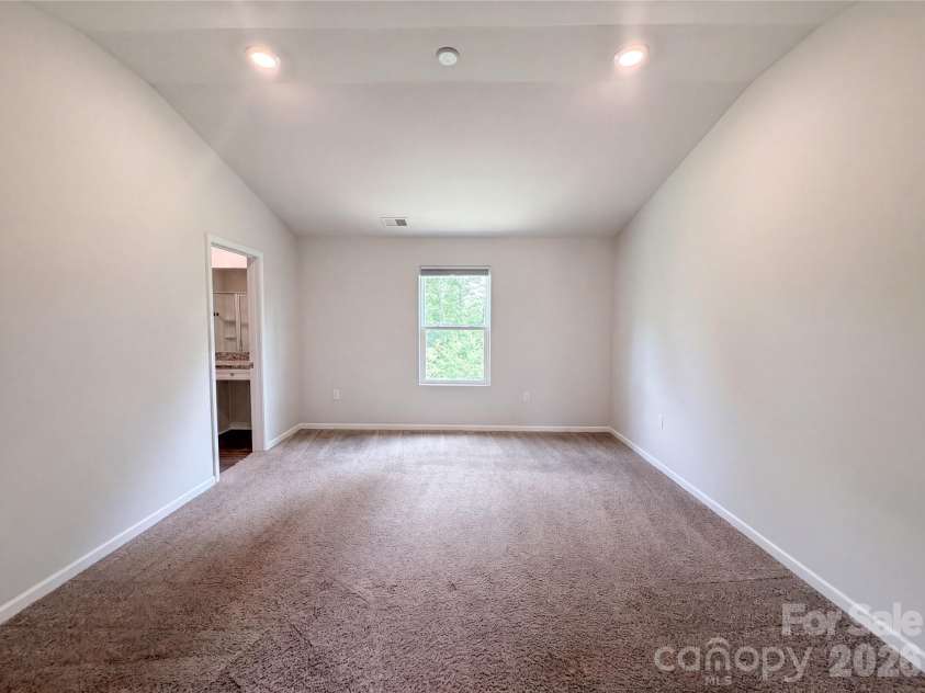 366 Frank Burns Way, Kings Mountain, NC 28086.  MLS# CAR4377221, YatesRealty ID 21335. 
