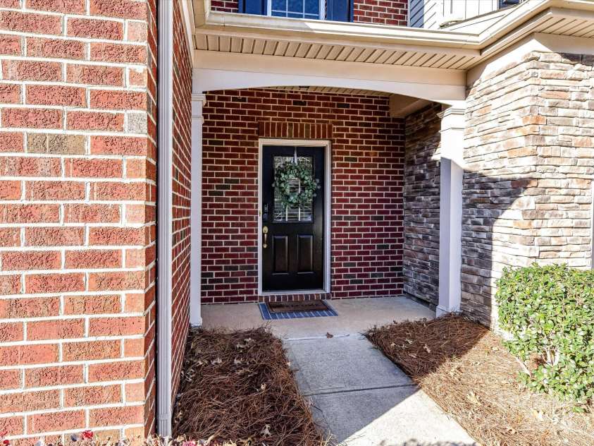 2240 Kensington Station Parkway, Charlotte, NC 28210.  MLS# CAR4240650, YatesRealty ID 21336. 