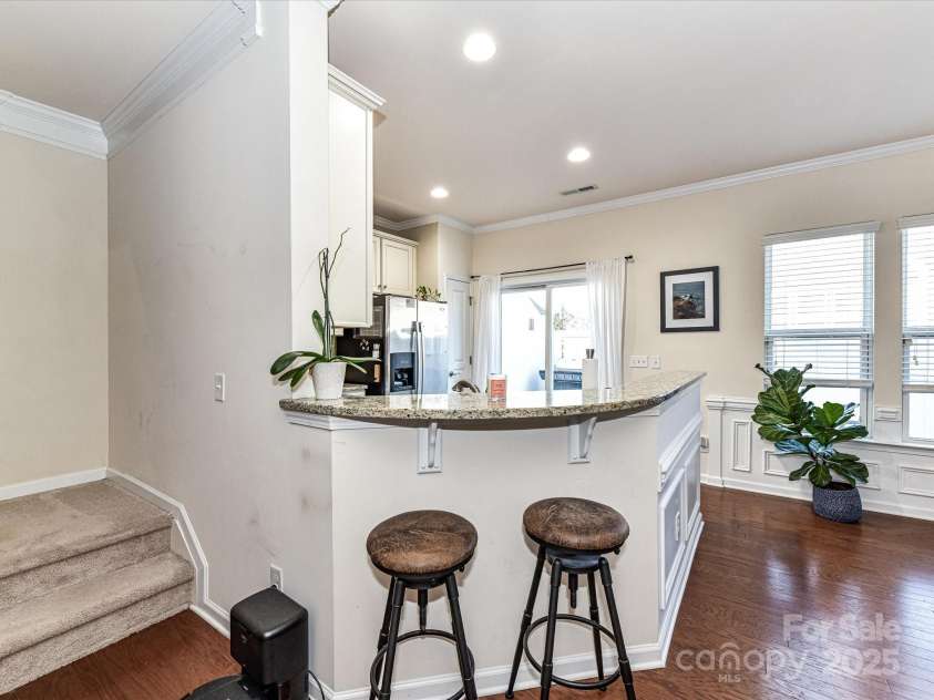 2240 Kensington Station Parkway, Charlotte, NC 28210.  MLS# CAR4240650, YatesRealty ID 21336. 