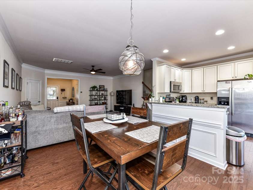 2240 Kensington Station Parkway, Charlotte, NC 28210.  MLS# CAR4240650, YatesRealty ID 21336. 
