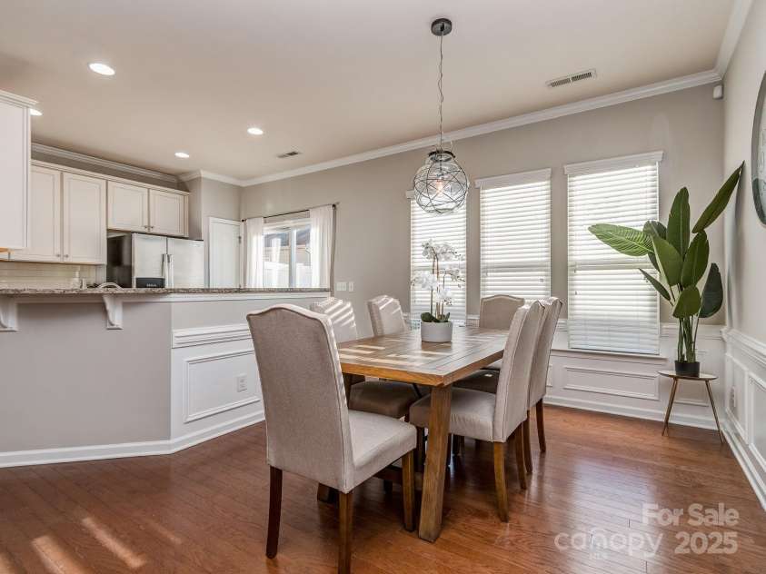 2240 Kensington Station Parkway, Charlotte, NC 28210.  MLS# CAR4332565, YatesRealty ID 21336. 