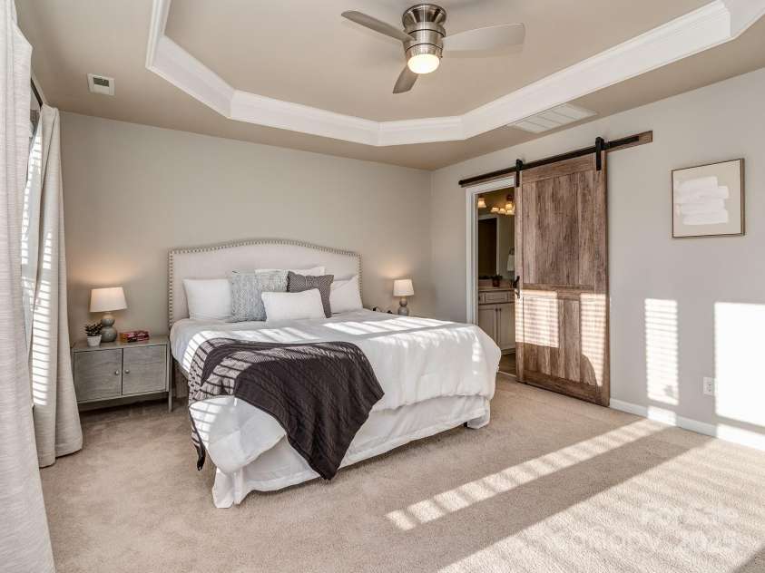 2240 Kensington Station Parkway, Charlotte, NC 28210.  MLS# CAR4332565, YatesRealty ID 21336. 