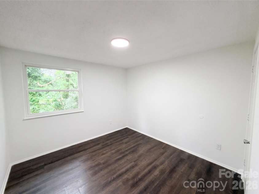 8435 Othello Place, Charlotte, NC 28227.  MLS# CAR4376957, YatesRealty ID 21336. 