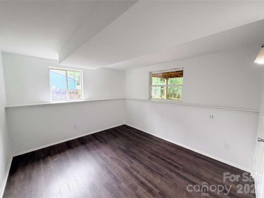 8435 Othello Place, Charlotte, NC 28227.  MLS# CAR4376957, YatesRealty ID 21336. 