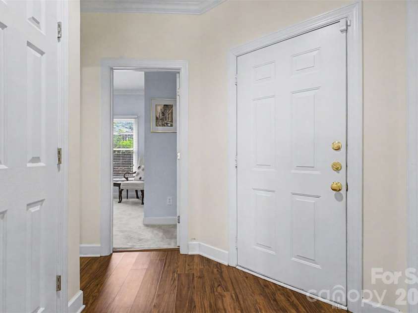 18726 Nautical Drive, Cornelius, NC 28031.  MLS# CAR4379881, YatesRealty ID 21339. 