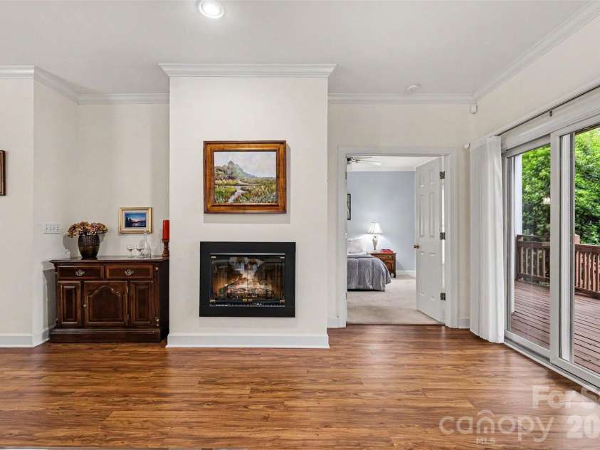 18726 Nautical Drive, Cornelius, NC 28031.  MLS# CAR4379881, YatesRealty ID 21339. 