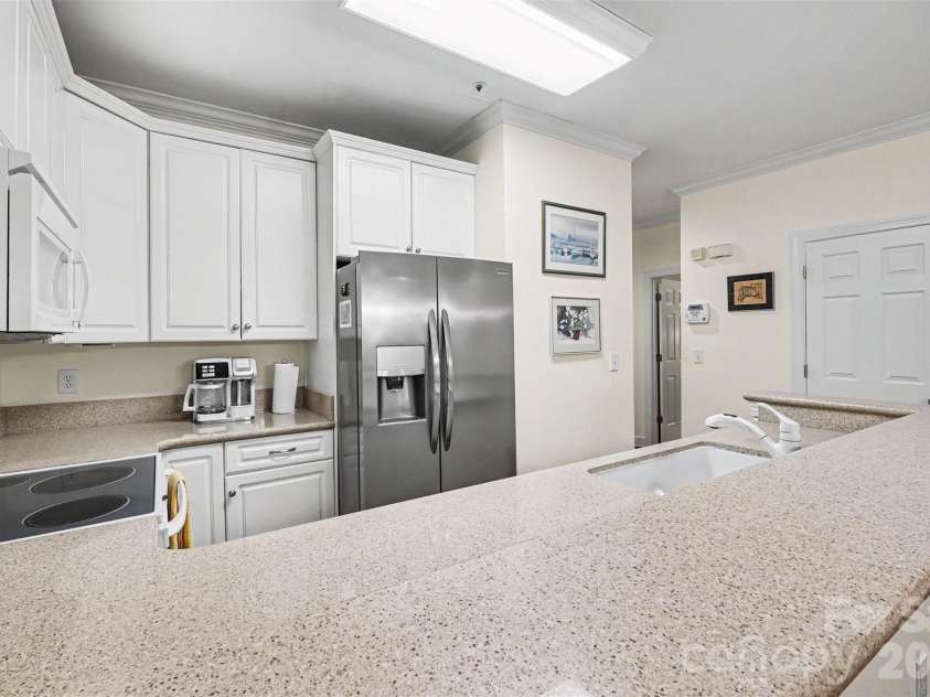 18726 Nautical Drive, Cornelius, NC 28031.  MLS# CAR4379881, YatesRealty ID 21339. 
