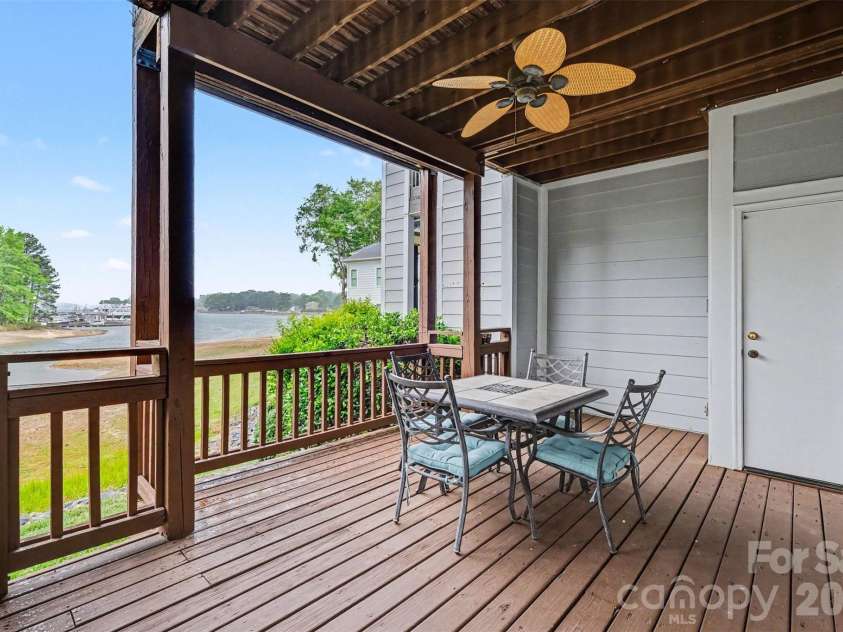 18726 Nautical Drive, Cornelius, NC 28031.  MLS# CAR4379881, YatesRealty ID 21339. 