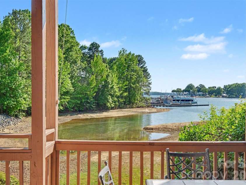 18726 Nautical Drive, Cornelius, NC 28031.  MLS# CAR4379881, YatesRealty ID 21339. 